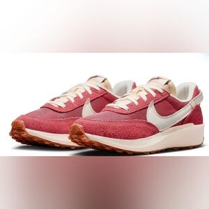New Nike Waffle debut vintage in adobe